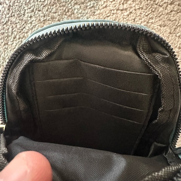 Elegant Light Blue Crossbody Bag - Picture 5 of 6